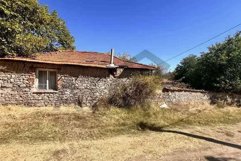 House in Plovdiv, Ezerovo