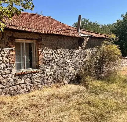 Photo 2 — House in Plovdiv, Ezerovo