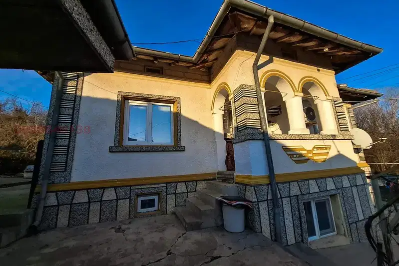 House in Silistra, Garvan