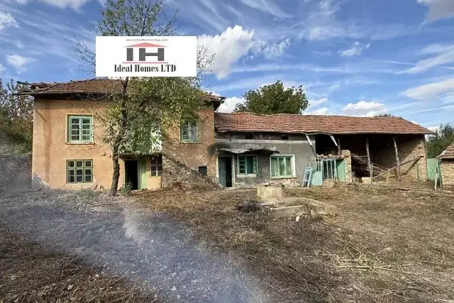 House with 3 rooms in Gorna Lipnitsa village, Veliko Tarnovo region
