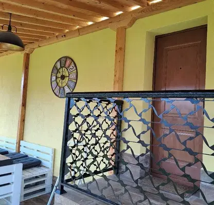 Photo 3 — House with 2 bedrooms in Gorna Malina village with yard and canopy