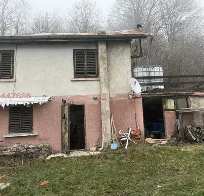 Photo 2 — 2-room house in Gubislav village with south terrace and view