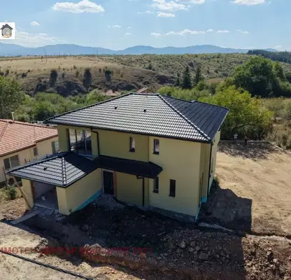 Photo 3 — House in Sofia, Gurmazovo