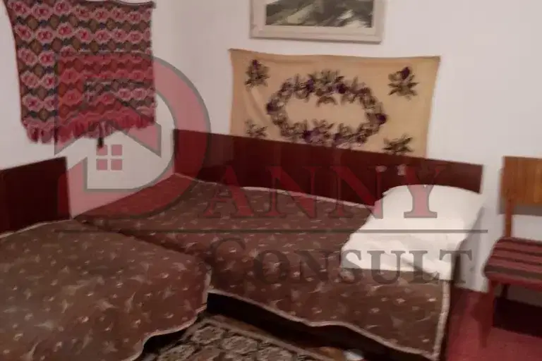 Къща с 4 стаи в с. Хаджидимитрово, област Велико Търново