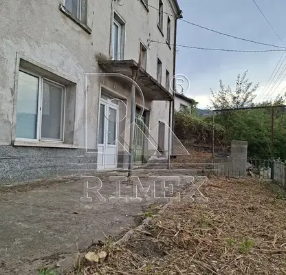 Photo 5 — House in Plovdiv, Hrabrino