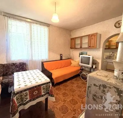 Photo 2 — Two-storey house with garage in Kalimantsi village, Varna region