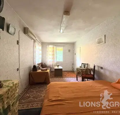 Photo 5 — Two-storey house with garage in Kalimantsi village, Varna region