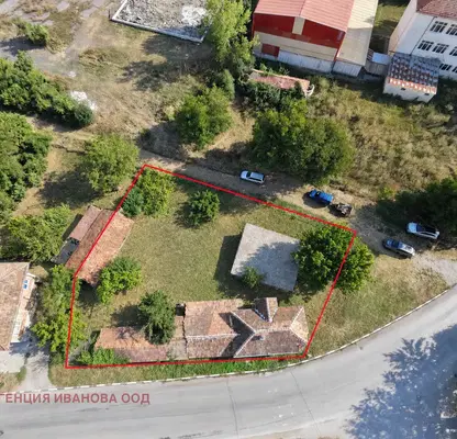 Photo 3 — House with 3 rooms and yard in Kamen village, Veliko Tarnovo region