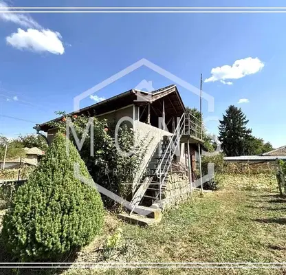 Photo 5 — House in Tyrgovishte, Kardam