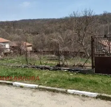 Снимка 5 — Едноетажна къща с двор в с. Казанка, област Стара Загора