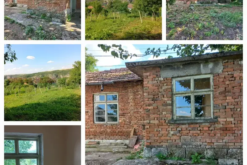 House with yard and rock view in Koshov village, Ruse region