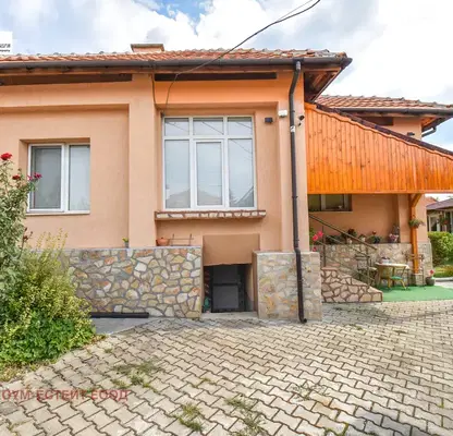 Photo 2 — House in Sofia, Kovachevci
