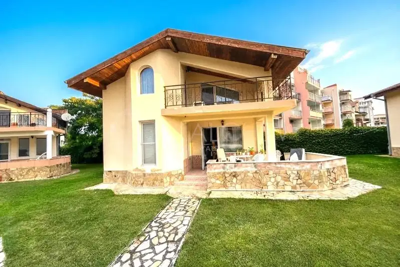 House in Dobrich, Kranevo