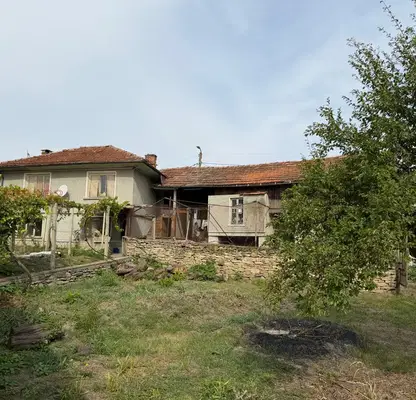 Photo 4 — House in Veliko Tyrnovo, Ledenik