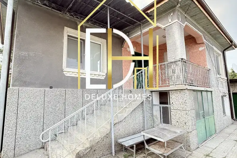 House with 5 rooms and large yard in Lenovo village, Plovdiv region
