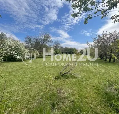 Photo 3 — One-story house with yard in Levski village, Varna region
