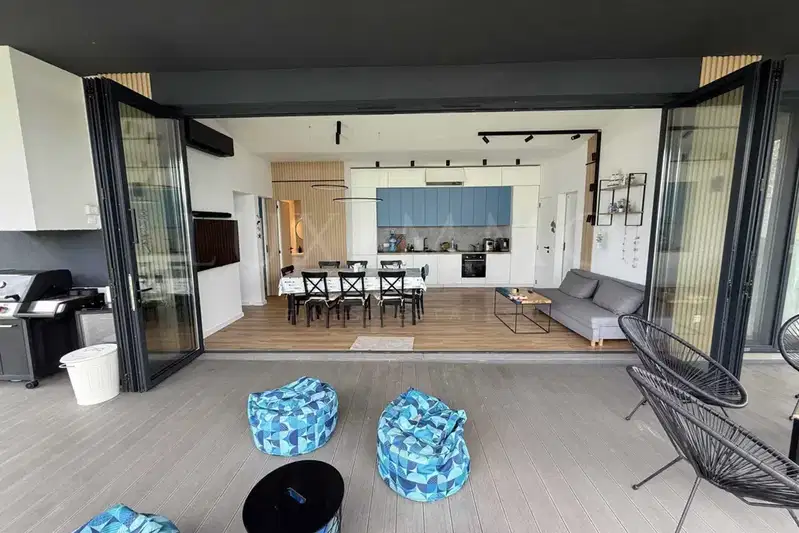 One-story house with 3 bedrooms in Lozenets village, near the beach