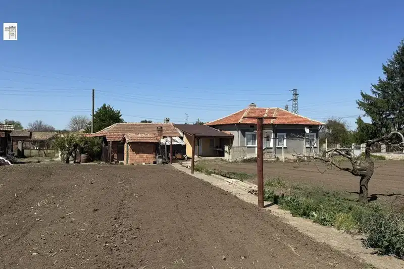 House in Dobrich, Lyulyakovo