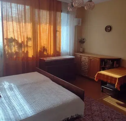 Снимка 4 — Къща с 5 стаи и гаражи в с. Малка Верея, обл. Стара Загора