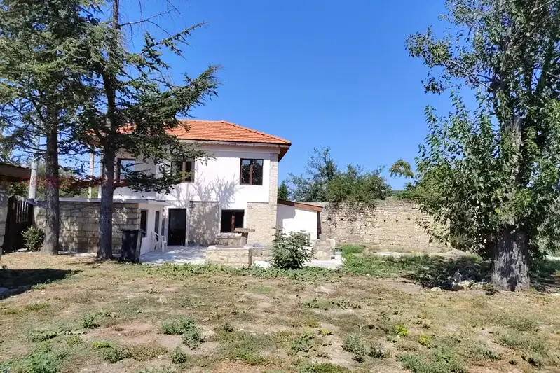 Къща във Варна, с. Манастир