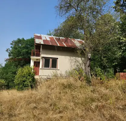 Photo 2 — House with 2 rooms in Manastirishtе village with forest view