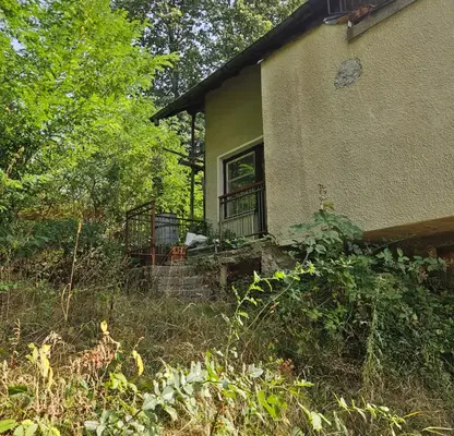 Photo 4 — House with 2 rooms in Manastirishtе village with forest view