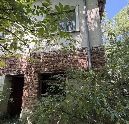 Снимка 5 — Къща с 4 стаи в с. Марица, област София, с голям двор