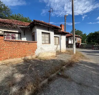 Photo 2 — One-storey house with 4 rooms in Medovo village, large yard