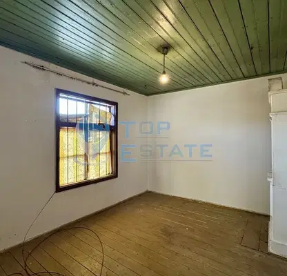 Photo 4 — House in Veliko Tyrnovo, Merdanya