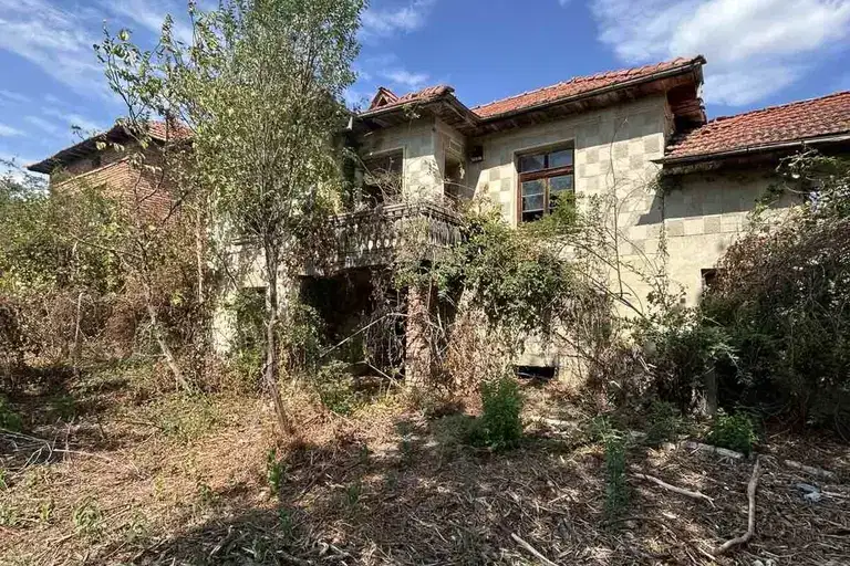House in Gabrovo, Mladen