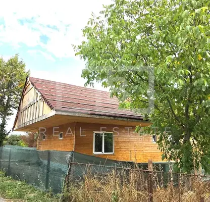 Снимка 3 — Дървена къща с 3 спални в с. Осоица, Софийска област