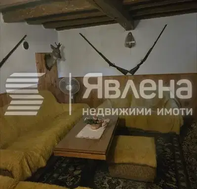 Снимка 5 — Триетажна къща с 7 стаи в с. Отец Паисиево, обл. Пловдив