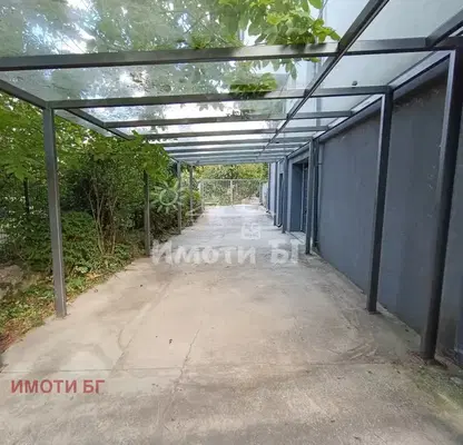 Photo 2 — House in Pancharevo
