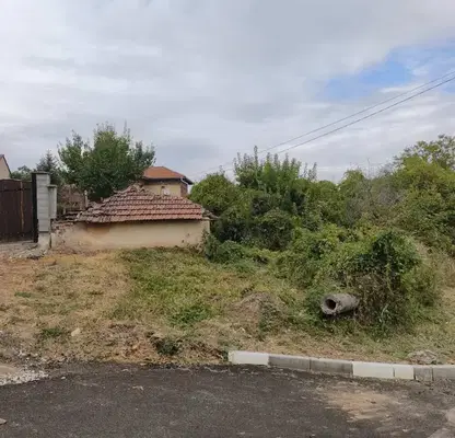 Photo 5 — House with 3 rooms in Pisarovo village, Pleven region with yard
