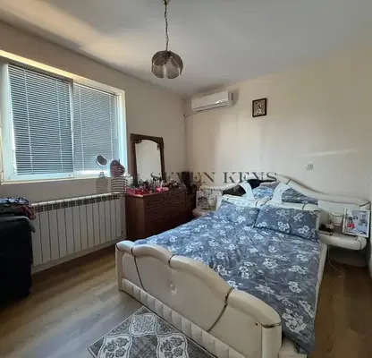 Photo 3 — House in Varna, Priselci