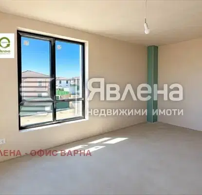 Photo 5 — House with 4 bedrooms in Priseltsi village, Varna region, with yard