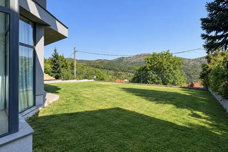 House in Stara Zagora, Pryaporec