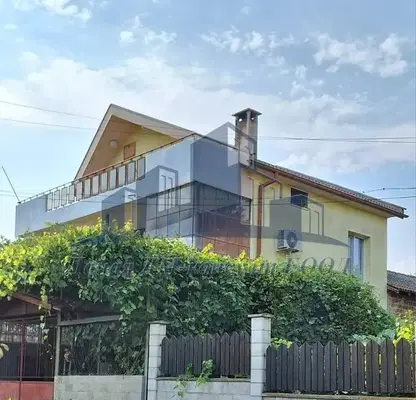 Photo 2 — House in Oblast Shumen, Radko Dimitrievo