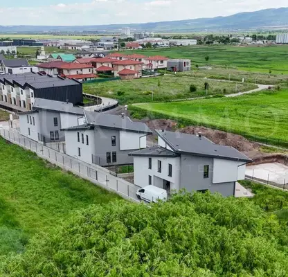 Снимка 4 — Самостоятелна къща с 3 спални в с. Равно поле, област София