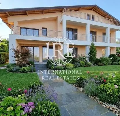 Photo 4 — House in Dobrich, Rogachevo
