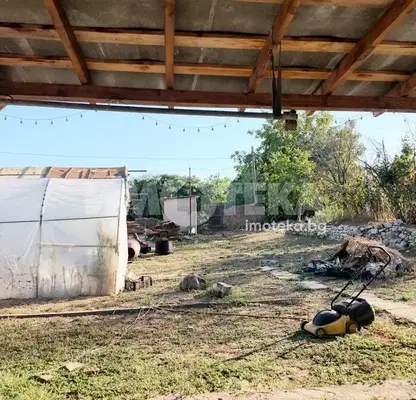 Снимка 3 — Едноетажна къща с 2 спални в с. Селци, област Пловдив