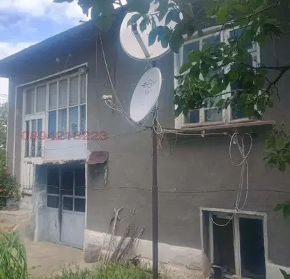 Photo 2 — House with 2 rooms in Seslav village, Razgrad region, in need of renovation