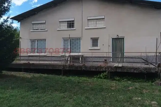 House in Gabrovo, Shumata