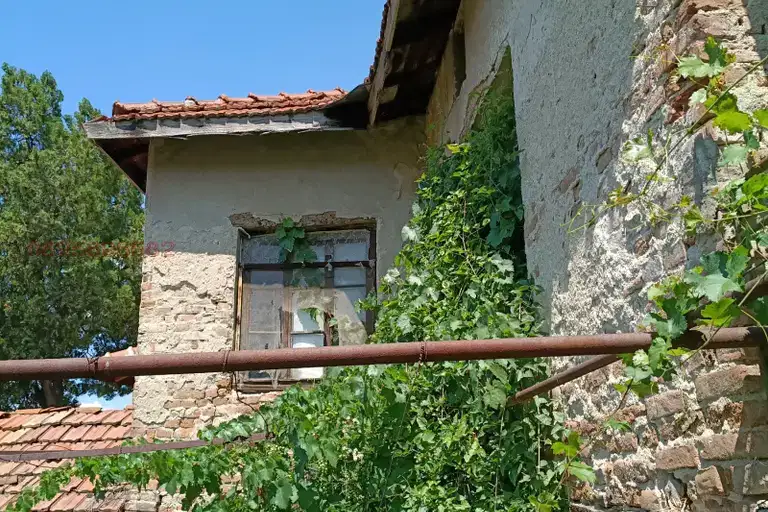 House in Kyustendil, Slatino