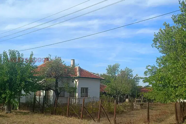 Къща в Монтана, с. Сливовик