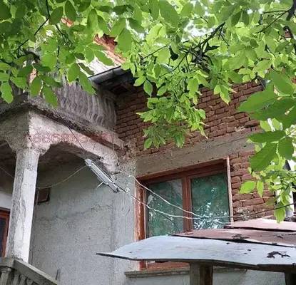 Снимка 5 — Къща с 5 стаи и двор в с. Софрониево, област Враца