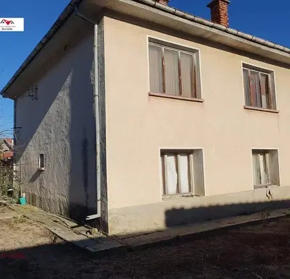 Photo 2 — 5-room house in Starosel village, Plovdiv region, with panoramic view