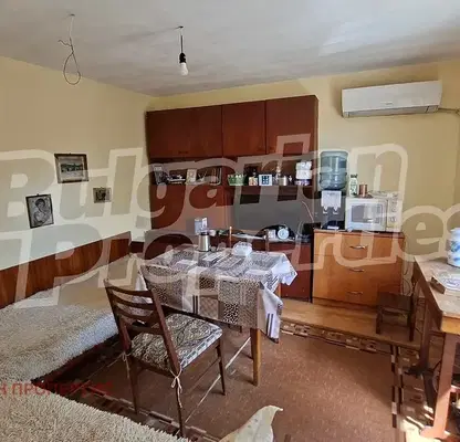 Photo 2 — 3-room house in Starosel village, Plovdiv region with large yard