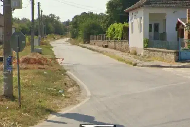 Къща с 2 етажа в с. Ставерци, област Плевен