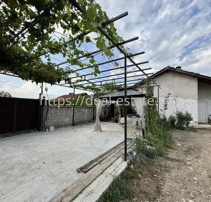 Photo 3 — House with 1000 sq m yard in Stob village, Kyustendil region